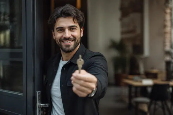 Symbolbild zum Thema Nebenberuflich selbstständig in der Schweiz durch die Business Masterclass von Birol Isik