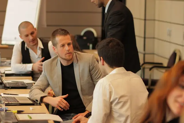 Austausch in der Gruppe während eines Workshops