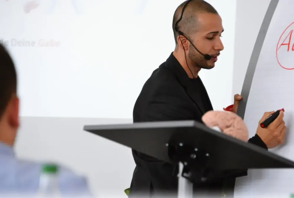 Die Philosophie von Birol Isik: Bild zum Thema von Birol Isik, Coach und Mentor